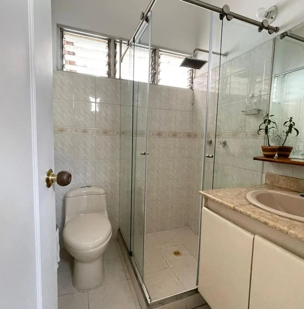 Casa De Colores Apartment Medellin Homestay