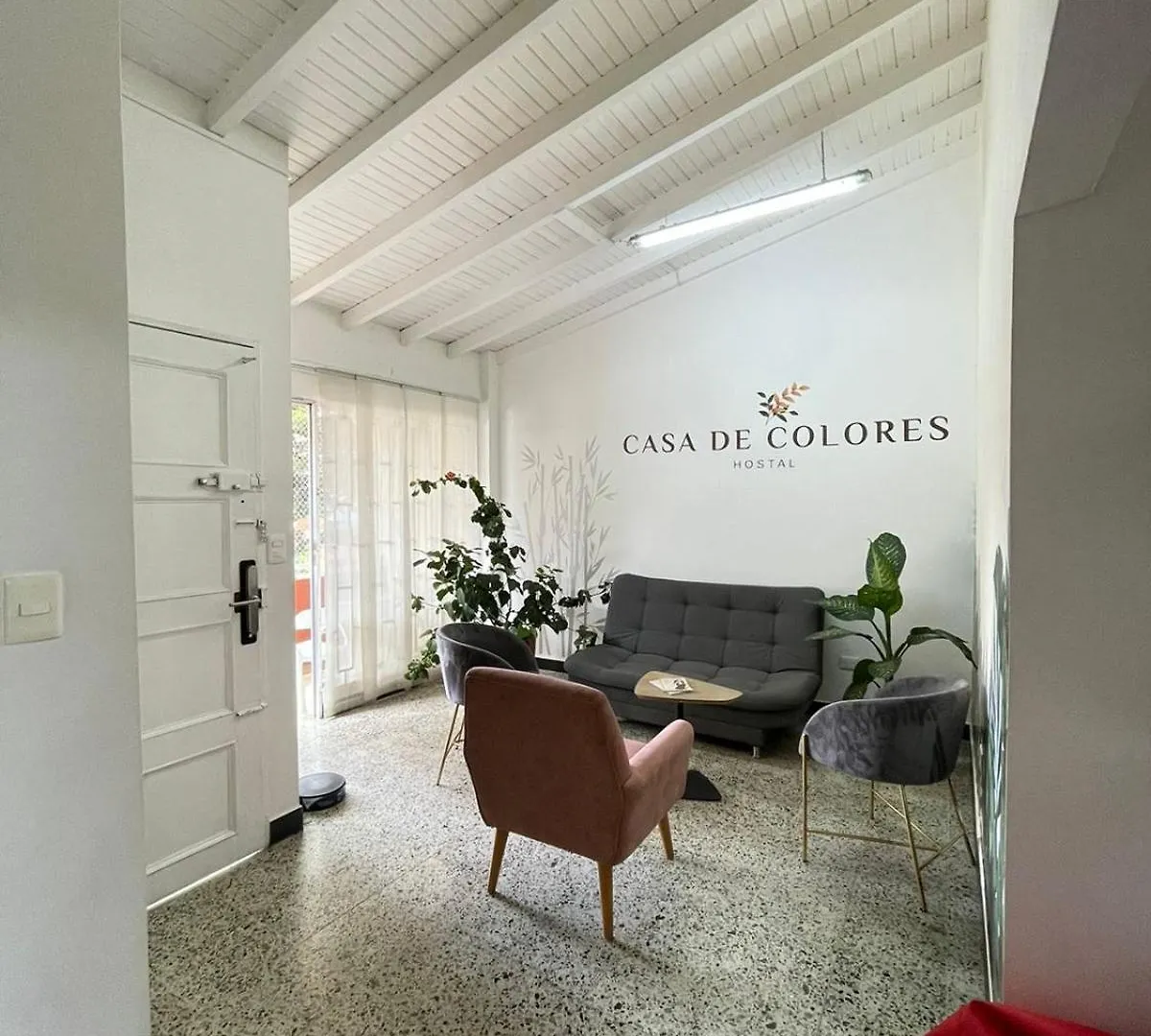Homestay Casa De Colores Apartment Medellin